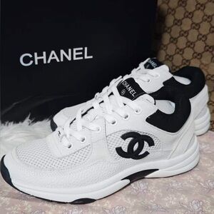 Women’s Chanel Sneakers With Box